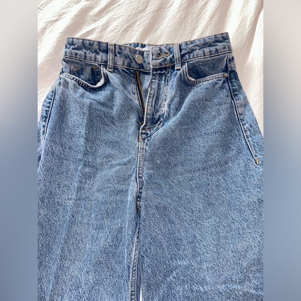 Zara straight leg jeans size 2
